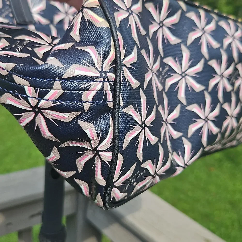 Kate Spade Broome Street Navy And Neutral High Heel Pinwheel Tote